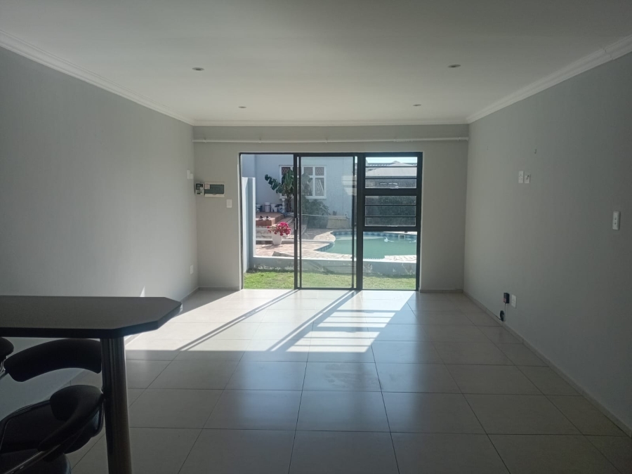 To Let 2 Bedroom Property for Rent in Selborne Eastern Cape